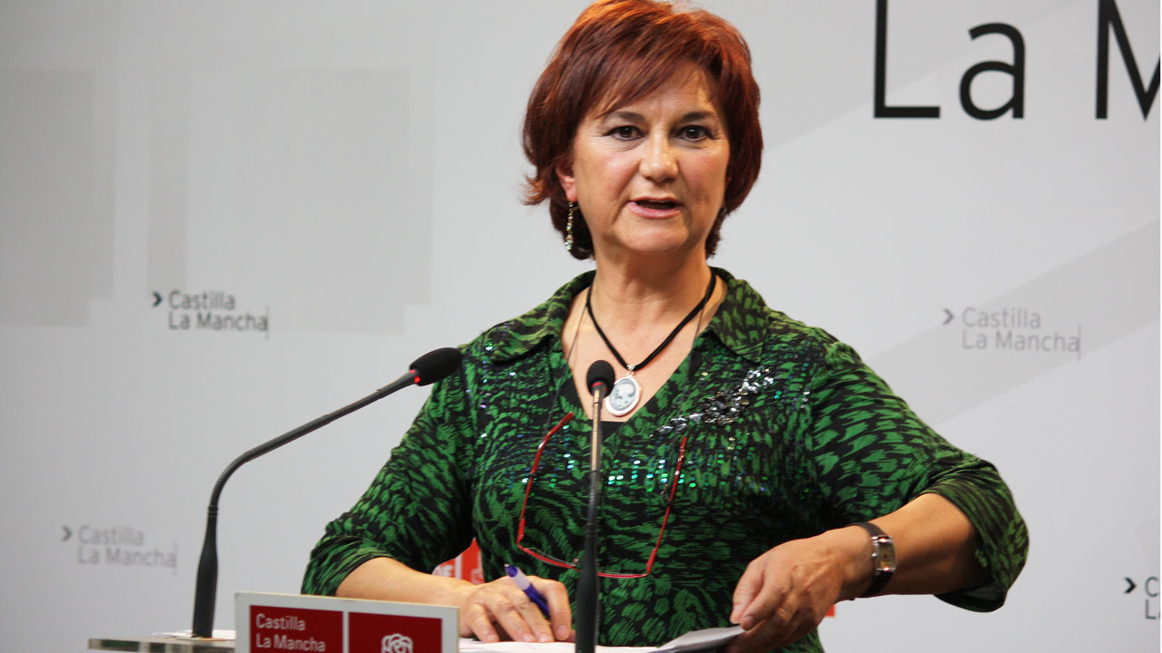 “El Decreto de Rajoy y Cospedal provoca que 15.500 dependientes de la región no accedan este año a una prestación”