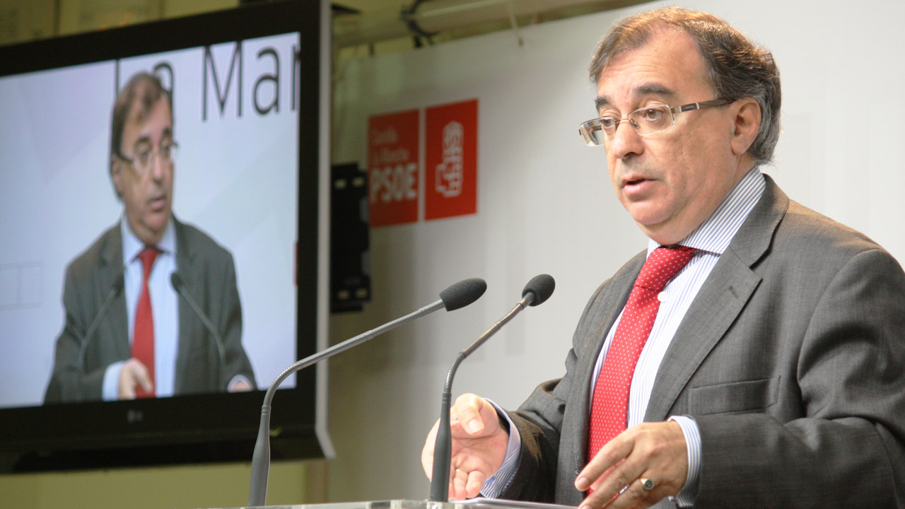 Mora: “El alcalde de Manzanares tiene intereses en los seguros médicos privados mientras se privatiza el Hospital de esa localidad”