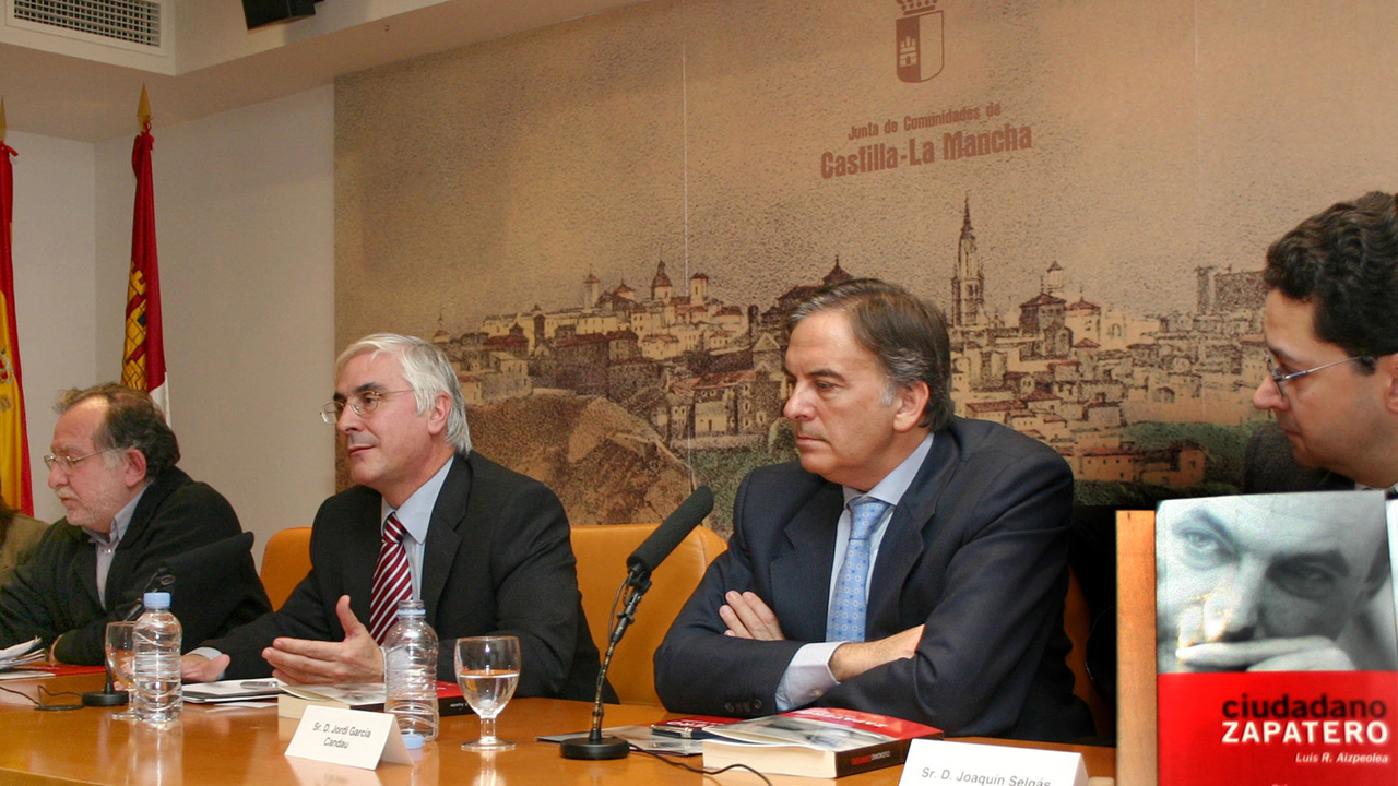 «El proceso de descentralización de las CC AA es irreversible”