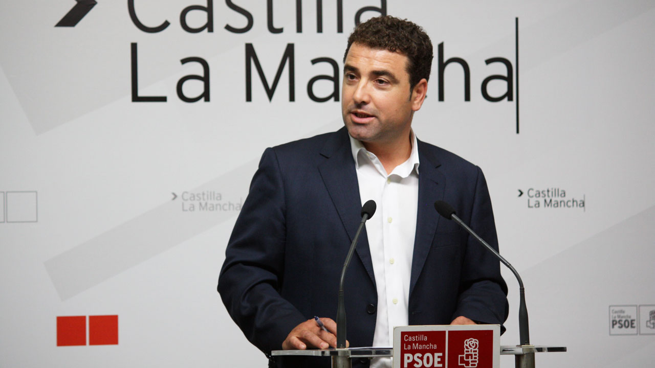 Belinchón: ”Cospedal debe ejercer de Presidenta regional y exigir a Rajoy que derogue el decreto que ha parado radicalmente el sector de las energías renovables”