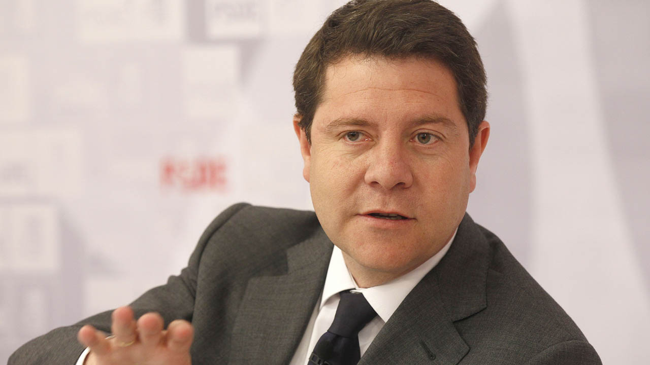 García-Page y el federalismo: «Se puede descentralizar un poco más, refundar el Estado, nunca»