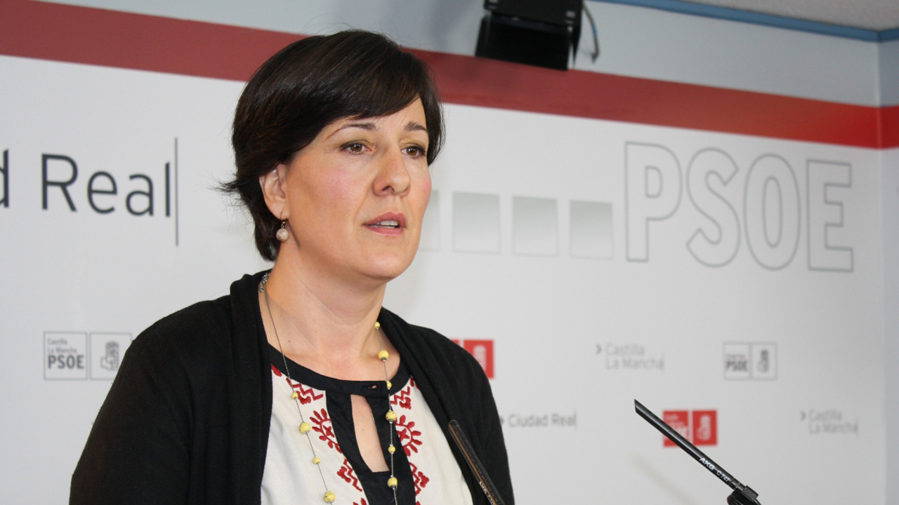 El PSOE pide a Rosa Romero que explique los sobresueldos que cobró durante su permanencia en la dirección nacional del PP