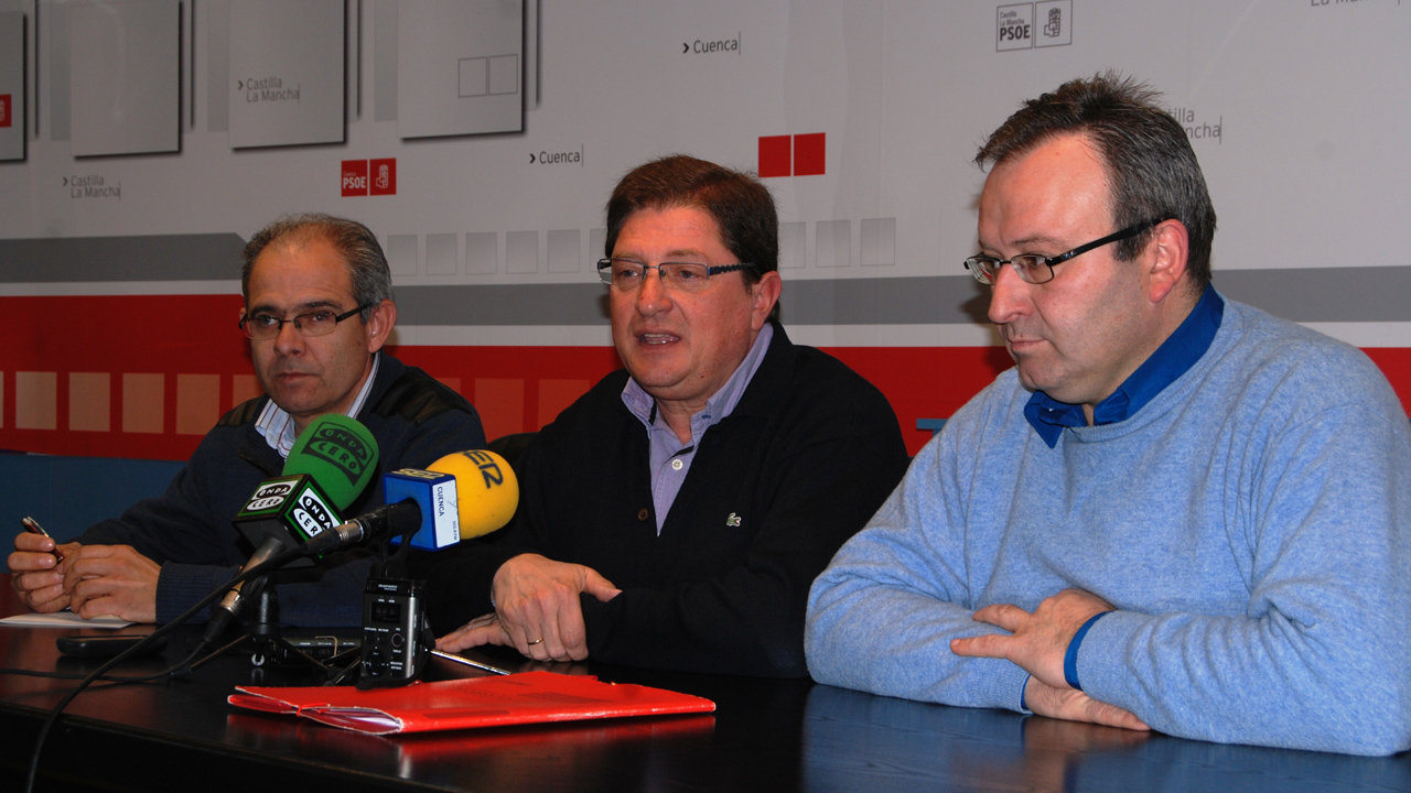 “Nos están dejando a los pueblos sin nada y obligan a nuestros vecinos a irse”