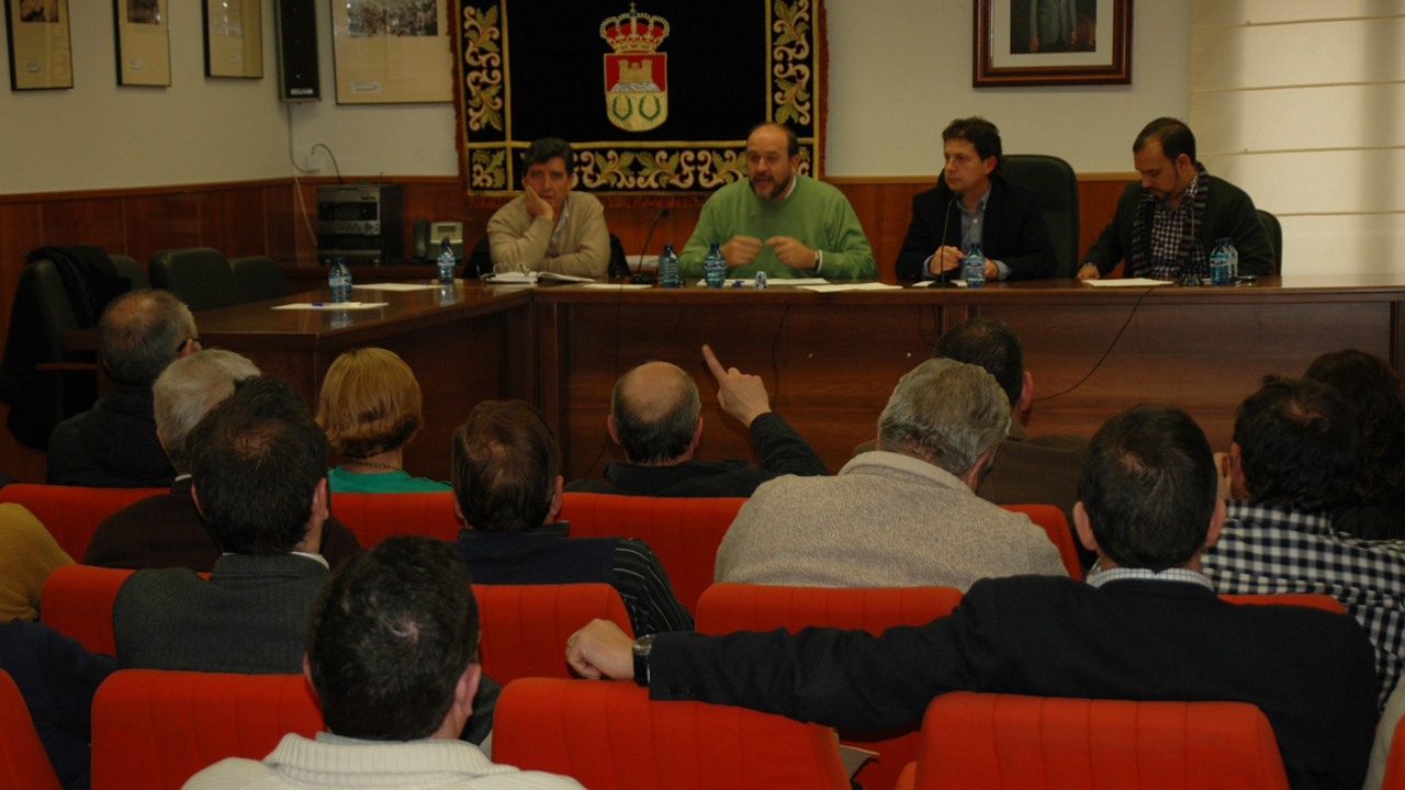 Luengo: «Es un insulto aprobar un trasvase mientras la cuenca del Segura está desembalsando agua»