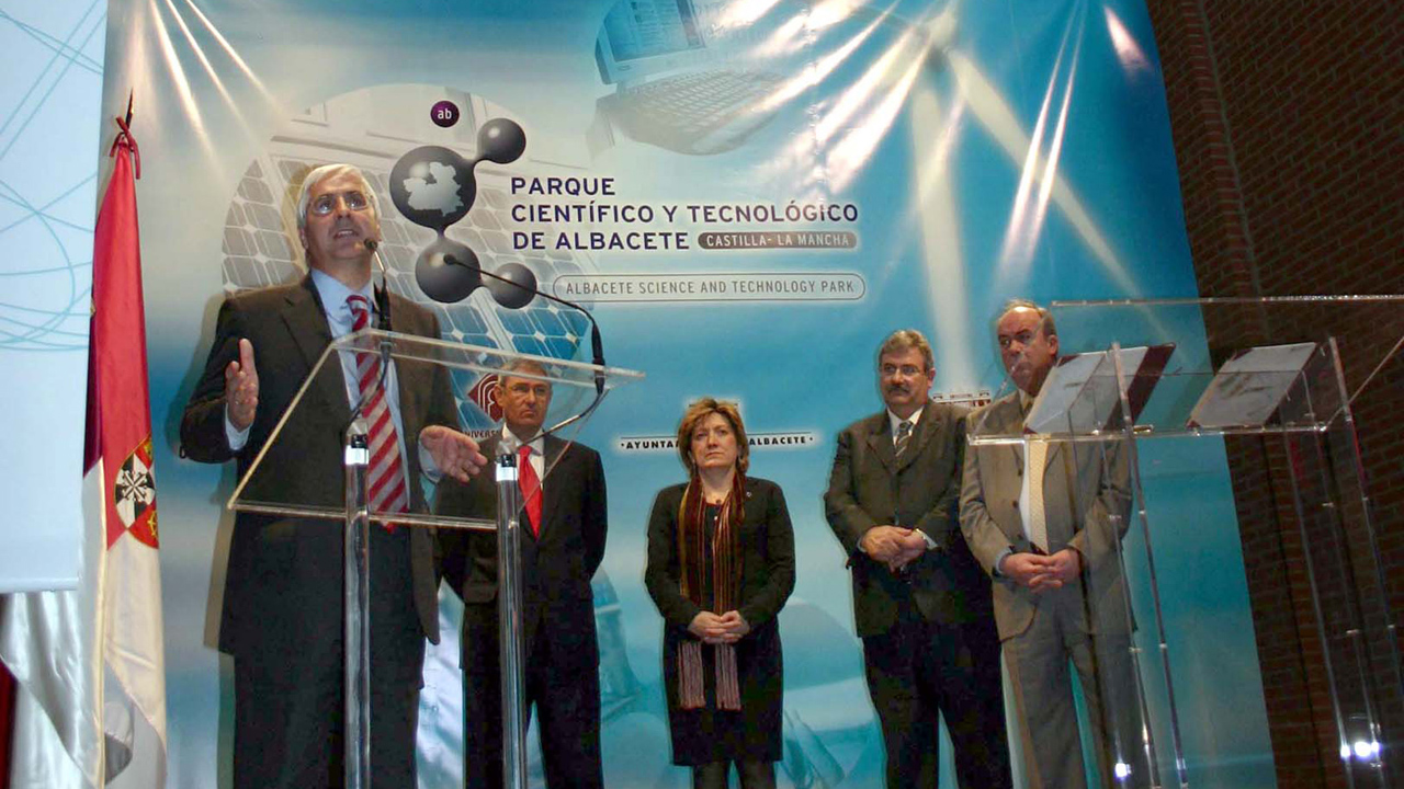 “El parque científico y tecnológico de Albacete será la punta de lanza de la investigación en Castilla-La Mancha”
