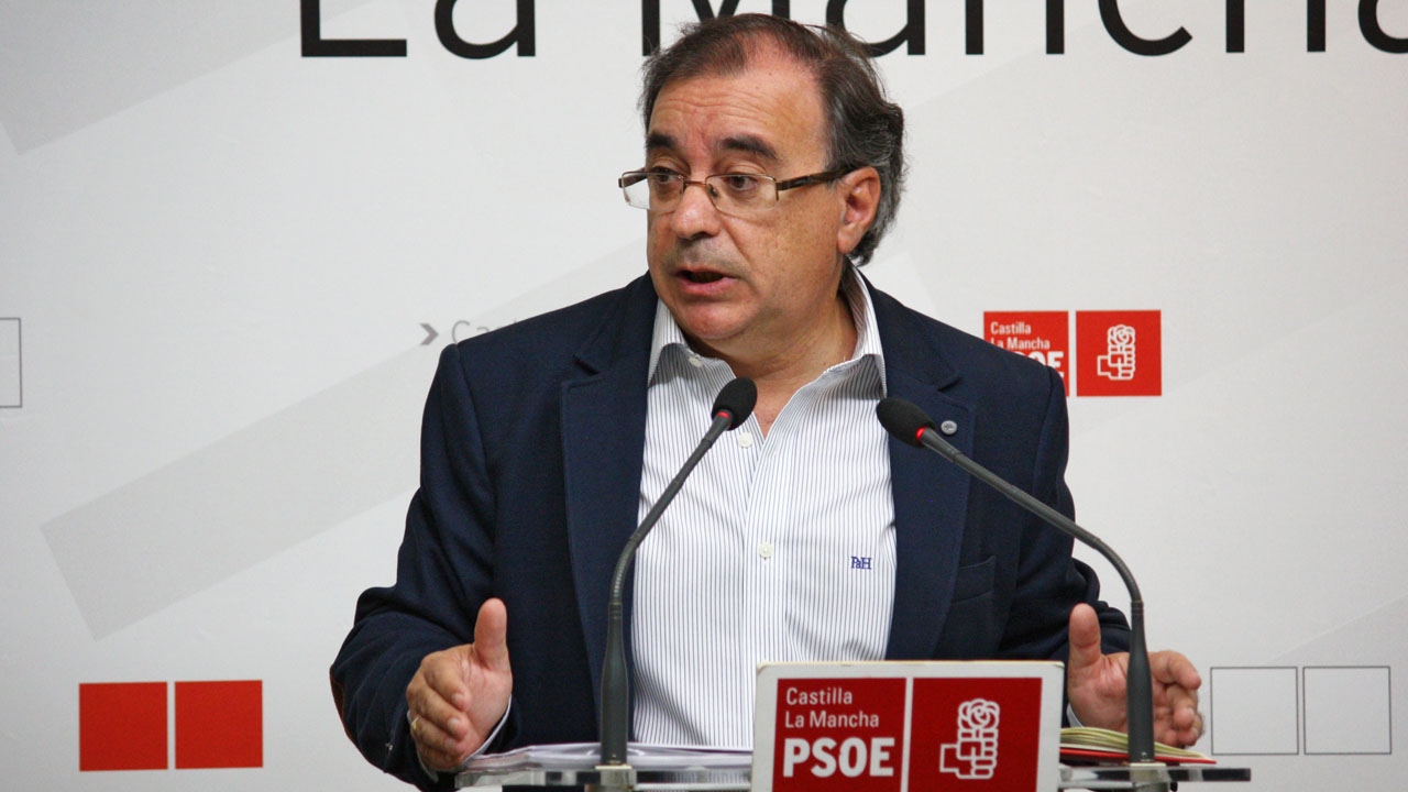 El PSOE se muestra muy preocupado por el aumento de las derivaciones de pacientes a la sanidad privada cuando la pública tiene medios
