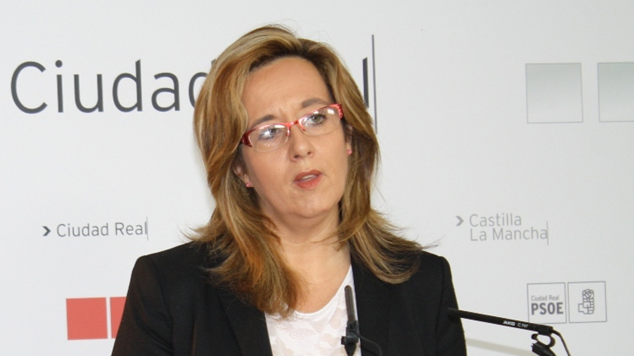 El PSOE da su apoyo a la iniciativa ‘Rodea tu Ayuntamiento’ en reconocimiento a la labor social, cercana y eficaz de la administración local