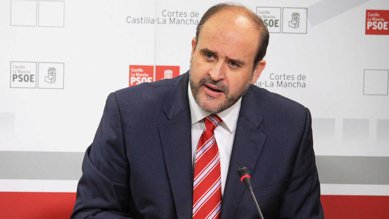 370 millones para luchar contra el paro, la pobreza y mejorar la sanidad, la educción y los servicios sociales que ha desmantelado Cospedal