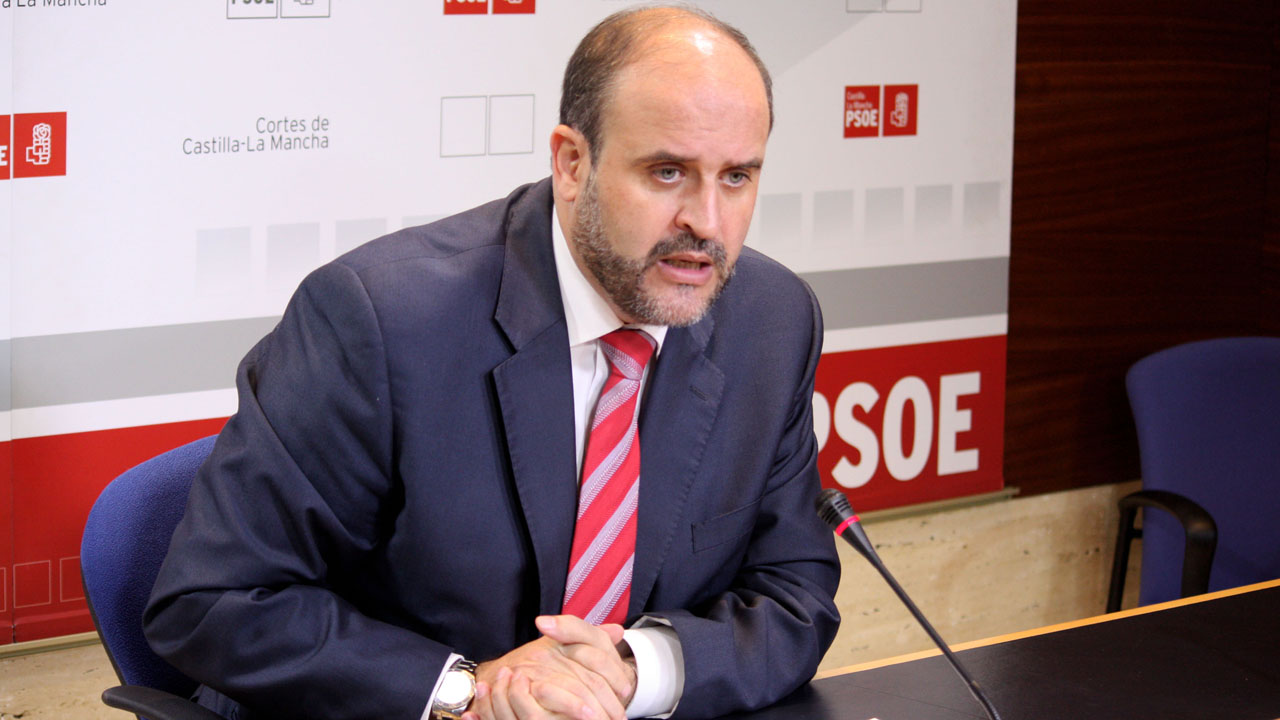 “Hay muchos empresarios, autónomos, ayuntamientos y entidades que siguen sin cobrar de la Junta”