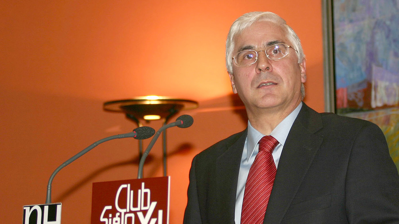 Barreda: “la trilogía democracia, autonomía y Europa está revolucionando la realidad de España”