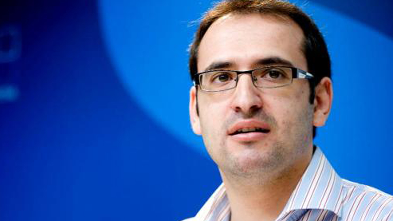 El Parlamento Europeo aprueba, con una amplia mayoría, un informe del eurodiputado Sergio Gutiérrez en el que critica los efectos devastadores de los recortes sobre el crecimiento y el empleo