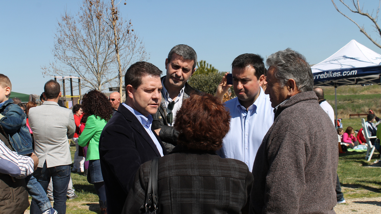 García-Page pide a Cospedal que no pida por adelantado el pago del tratamiento a un niño afectado de parálisis cerebral severa