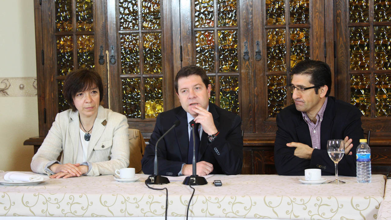 García-Page exigirá a Cospedal en las Cortes la readmisión “inmediata” de los interinos porque “es una burla a la justicia y a la ciudadanía”