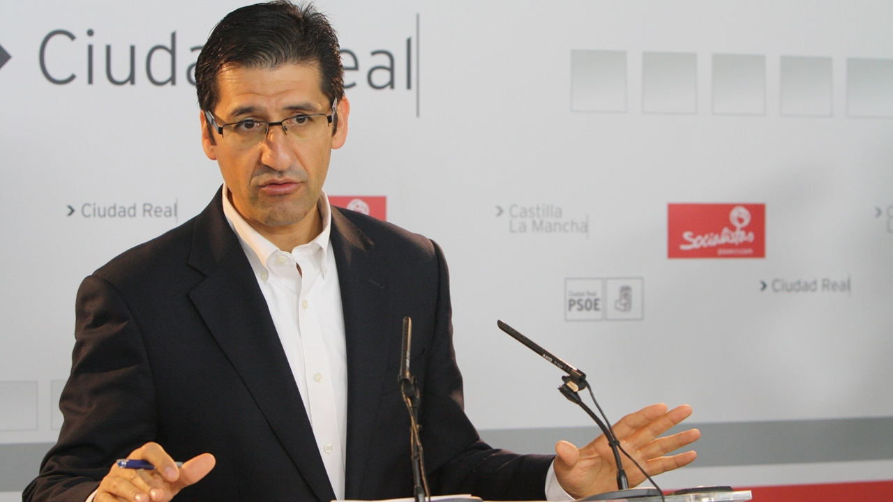 Caballero: “Los dirigentes del PP mienten porque saben que Cospedal es la política más odiada de España y porque saben que la ciudadanía le han dado la espalda”