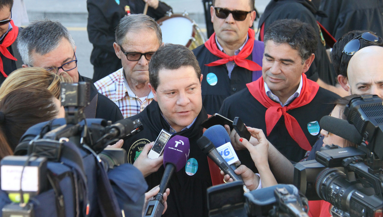 García-Page:”Espero una campaña sucia de Cospedal, pero no imaginaba que iba a empezar malgastando el dinero de la gente con vídeos de propaganda para que los emitan en la televisión regional”