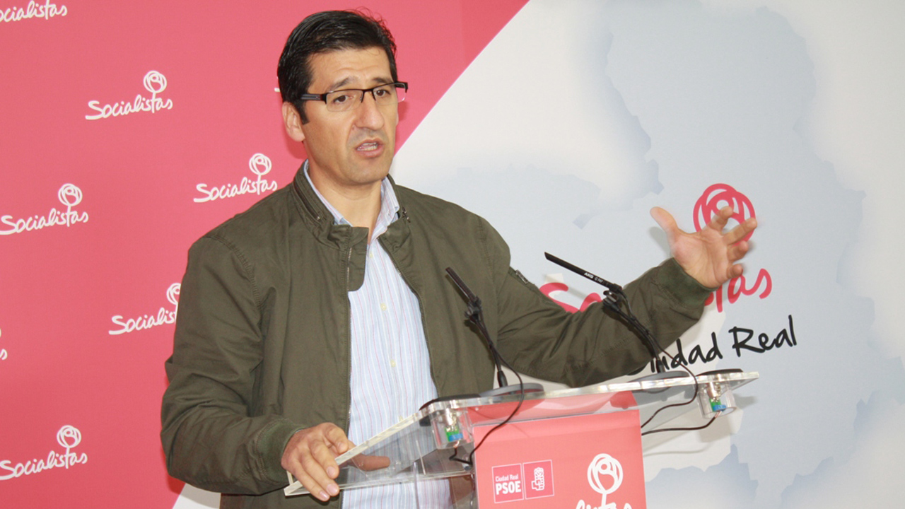 El PSOE se compromete a reconstruir los “cuatro años de retrocesos y de dolores” para los ciudadanos que ha supuesto la legislatura de Cospedal