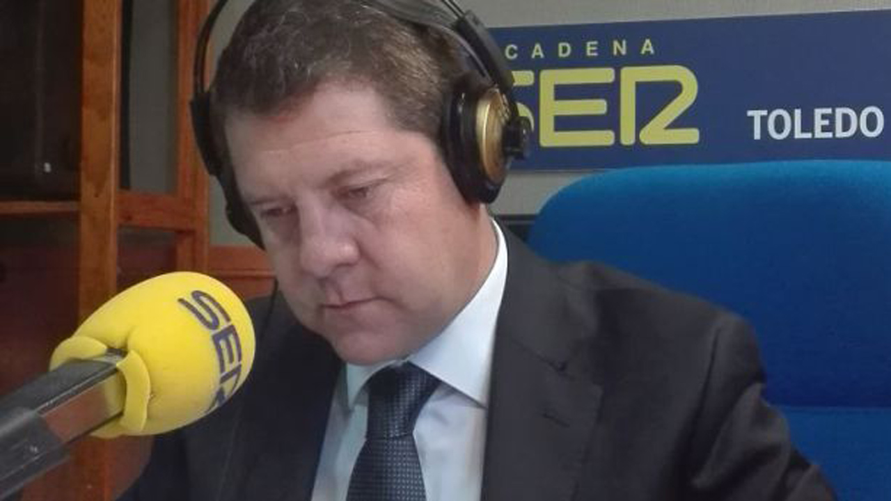 García Page en La SER: «Si ponemos de acuerdo los recursos podemos atender a los refugiados sirios»