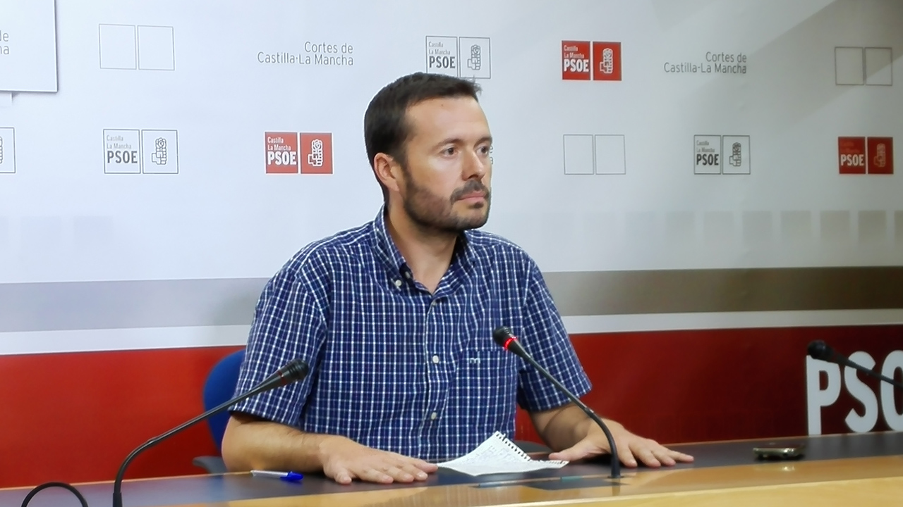 El PSOE insta a todos las instituciones gobernadas por el PP a “sumarse a la corriente de solidaridad” y ayudar a afrontar la crisis de los refugiados