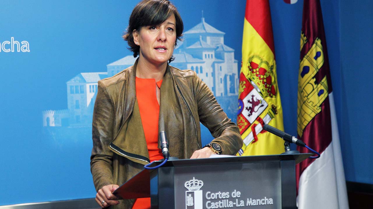 Fernández: “Después de la quiebra social, nos enteramos de que Cospedal también ha dejado la quiebra económica”