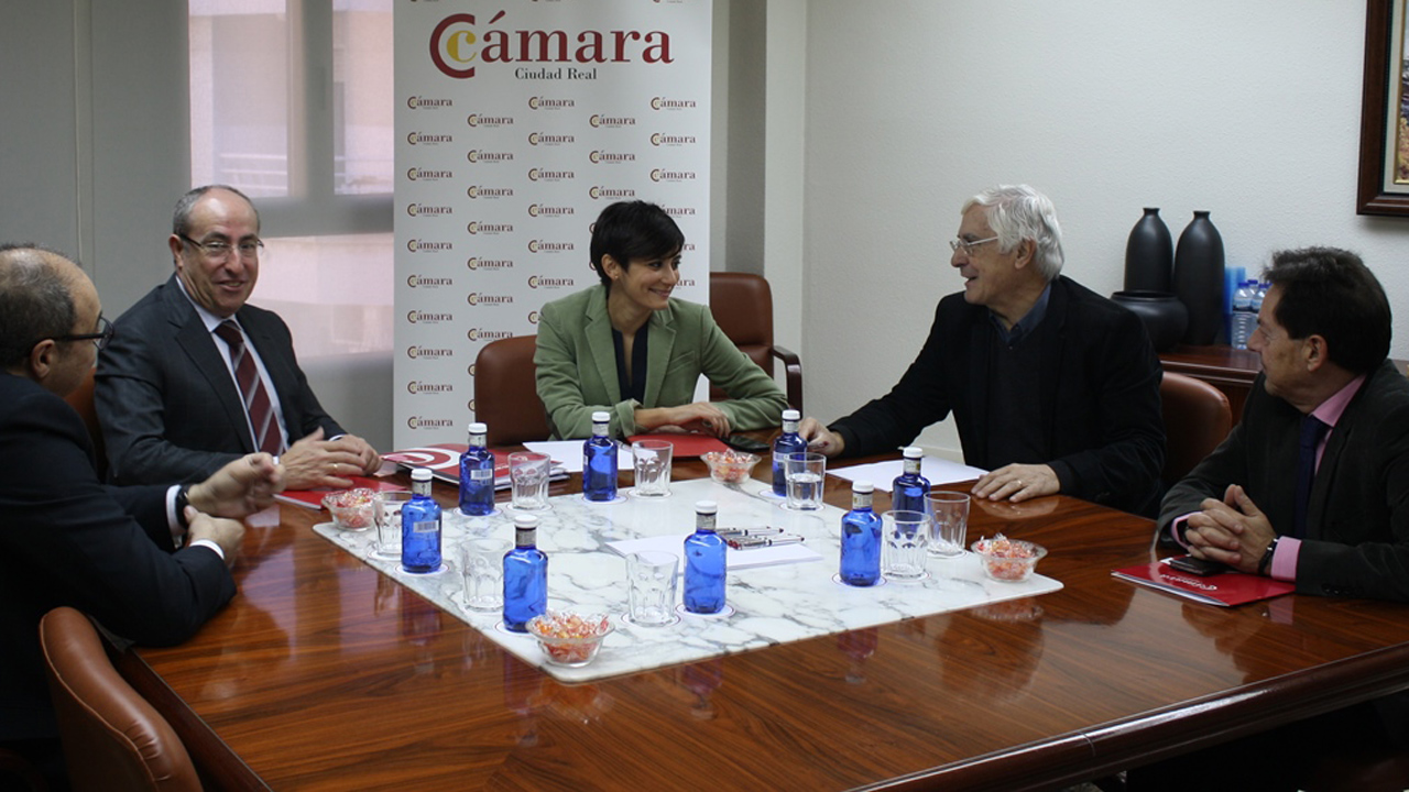 El PSOE propone que la cuota de los trabajadores autónomos a la Seguridad Social sea proporcional a los ingresos que generen