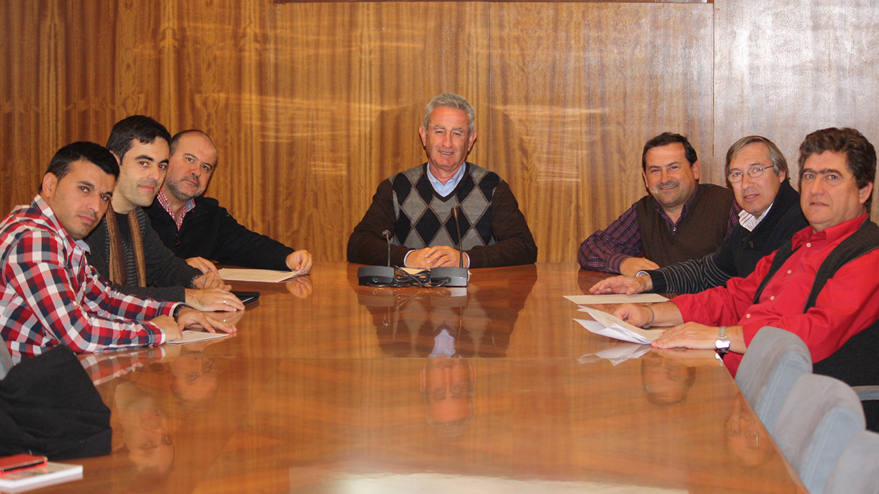 Representantes del Grupo Socialista y de FETE-UGT analizan diferentes iniciativas para mejorar la educación en CLM