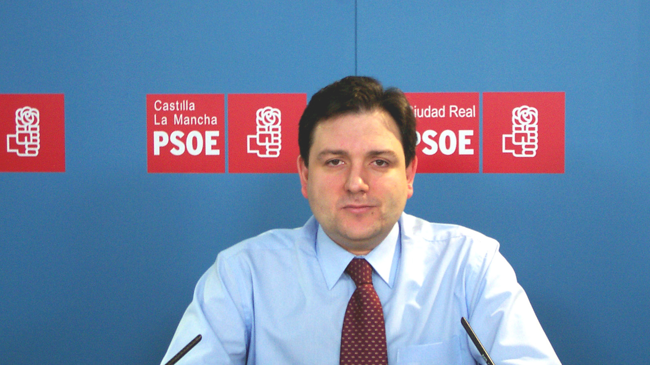 Fuentes (PSOE) pide al PP que cambie su estrategia &#8216;catrastofista&#8217; sobre el Estatut